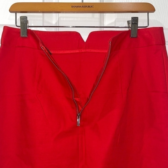Andrea Jovine Red Pencil Skirt SZ 6​​​​​​​​​​​​ - Picture 6 of 6